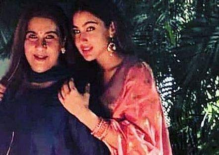 Sara Ali Khan with Amrita Singh