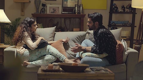 A still from Little Things featuring Mithila Palkar and Dhruv Sehgal