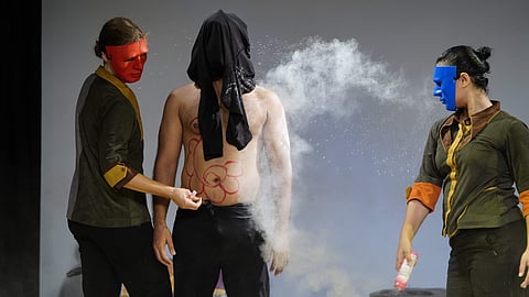 Under Pressure by Visual Respiration, at Theatre Binge of Chennai Art Theatre