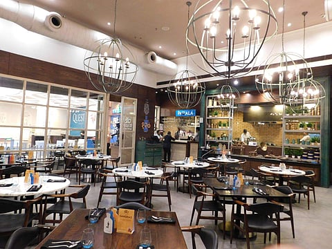 Bombay Brasserie, Kolkata
