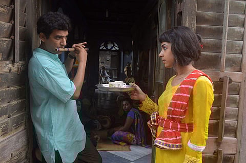 A still from the movie Nagarkirtan