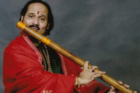 Concert: Flautist Pandit Ronu Majumdar set to perform in Hyderabad