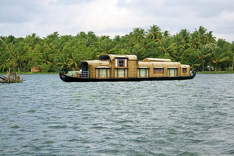 Luxury houseboat in Vayalar
