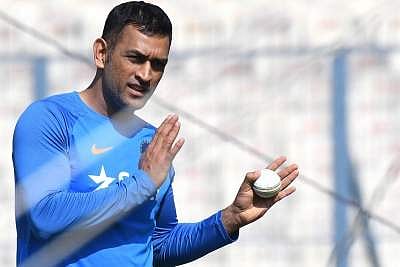 https://indulgexpress.com/topic/MS_Dhoni