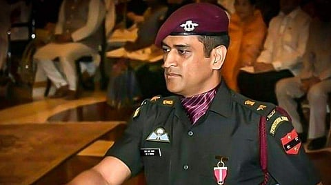 Territorial Army has given the honorary rank of lieutenant colonel to M. S. Dhoni.