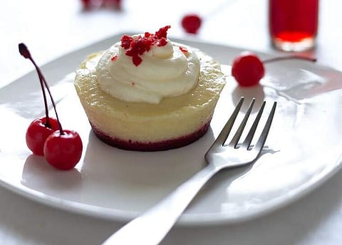 Red velvet cheesecake