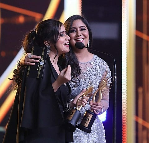 The Award for the Best Playback Singer (Female) went to Harshdeep Kaur and Vibha Saraf for the song ‘Dilbaro’ from the film Raazi.