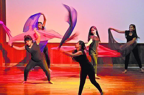 A still from Laal Batti Express