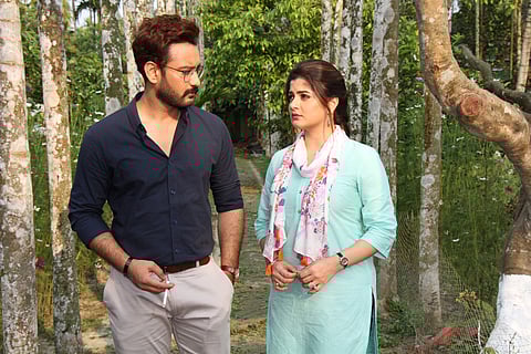 Saheb and Srabanti in Uraan