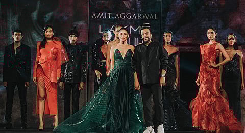 Kareena Kapoor Khan and designer Amit Aggarwal at Lakme Fashion Week Grand Finale