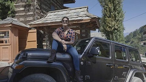 Zareen Khan in Jeep Bollywood Trails