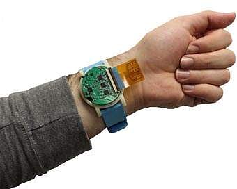 This new 'wristwatch' can boost athletic performance and prevent injury