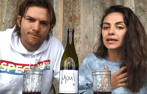 Mila Kunis and Ashton Kutcher launch their own quarantine wine (Photo: Internet)