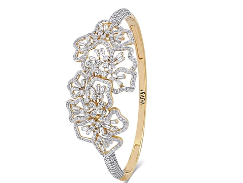 The collection includes diamond earrings, pendants and bracelets made with white and yellow gold.