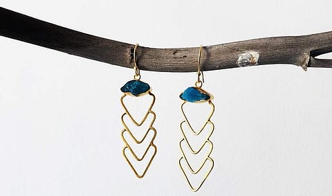 Annahmol offers vintage jewellery and clothing made from heirloom fabrics