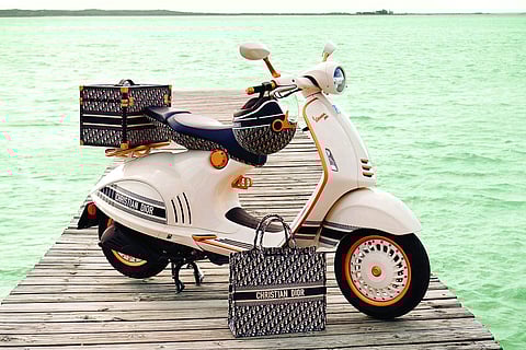Vespa_946_CHRISTIAN_DIOR_-_2