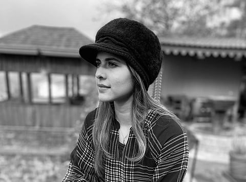 Paloma getting on board the black & white challenge