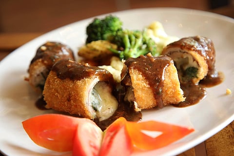 Chicken Roulade at Pancham Er Adday