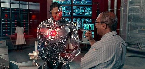 Ray Fisher Confirms Warner Bros has removed Cyborg from the Flash movie