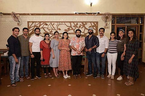 Mohanlal with the team of 12th Man