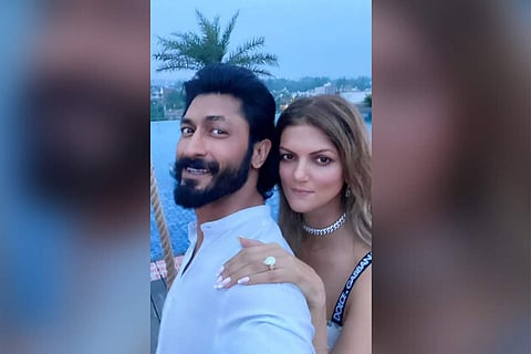 Vidyut Jammwal with his fiance Nandita Mahtani