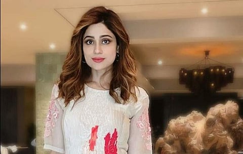 According to reports, Shamita Shetty will be seen on Weekend Ka Vaar with Rashami Desai, Devoleena Bhattacharjee and Abhijit Bichukale, all of whom are wild card entries