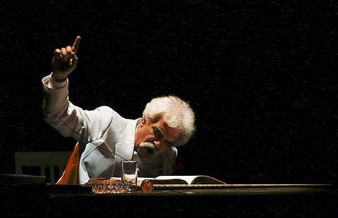 Vinay Sharma in Mark Twain Live in Bombay