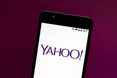 Does Verizon media own Yahoo?
