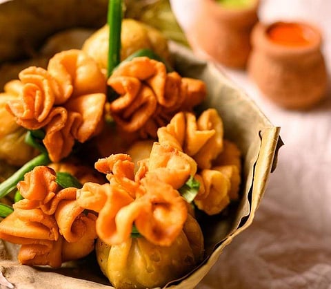 Jamnagri Potli Kachori (Courtesy Hi-Life)