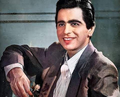 Veteran Bollywood actor Dilip Kumar passed away on Wednesday morning due to age-related illness.