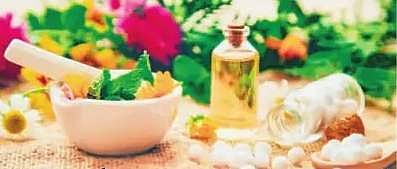 From natural ingredients to methods, practitioners of modern medicine now borrow from Ayurveda and Homeopathy to treat patients with orthopaedic ailments