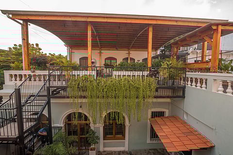 Bread & Chocolate, Pondicherry