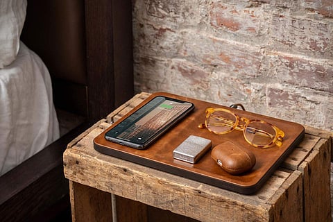 Courant leather catch: 3