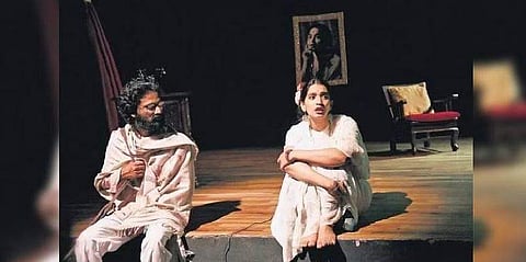 Theatre artists performing  Dr Ravuri Bharadwaja’s Paakuduraallu play directed by Nasreen Ishaq at Rangabhumi in Hyderabad on Saturday |Vinay Madapu