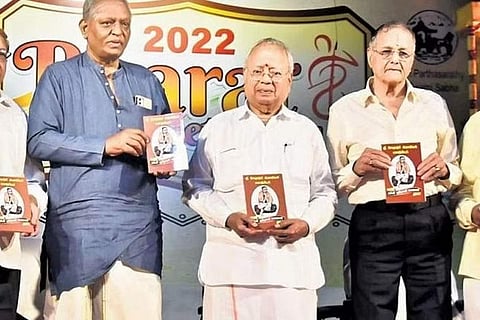 The event saw the launch of two books ‘Sri Seshadri Swamigal’ and ‘Mother Earth’ by Nalli Kuppuswami Chetty | P Jawahar
