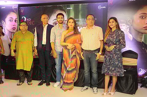 (L-R) Ashim, Barun, Arjun, Mimi, Arindam & Trisha