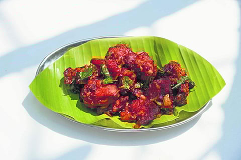 Chicken chunks in Kuchipudi masala