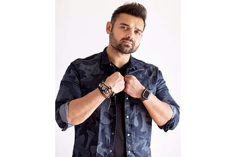 Mahaakshay Chakraborty