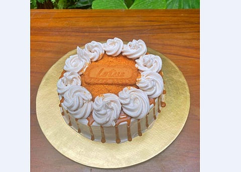 Lotus Biscoff Cake