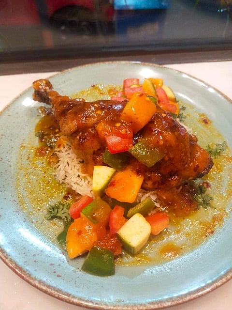 Grilled Chicken in Chilli Mango Sauce