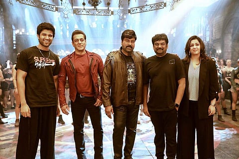Liger film crew with Chranjeevi and Salman Khan on the sets of Godfather