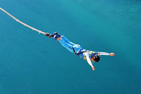 Tips to keep in mind while bungee jumping