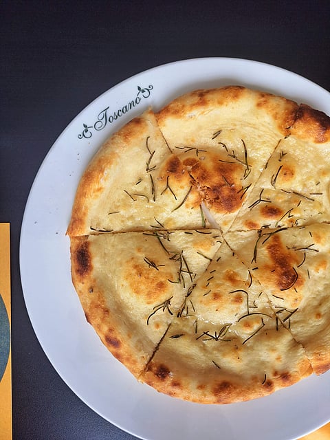 Rosemary Pizza Bread