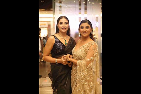 The leading ladies Subhashree and Parno