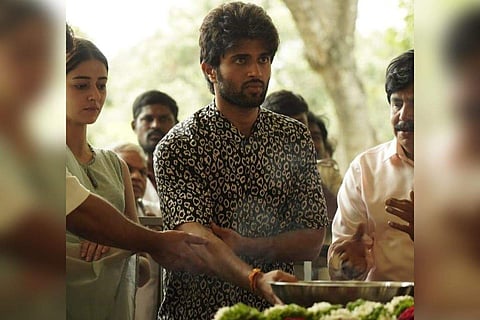 Vijay and Ananya at Kanteerava stadium