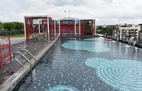 Poolside seating at Zing