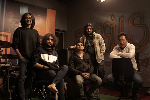Fossils Bangla Band