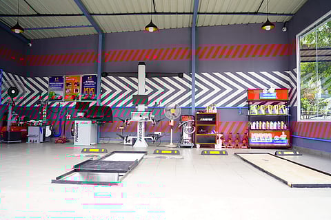 HP-Petromin Express Service Centre