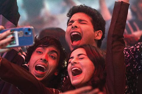 Still from Kho Gaye Hum Kahan