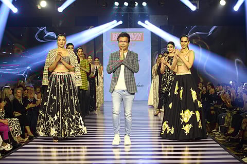 Vikram Phadnis with models